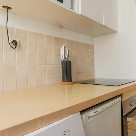 Amazing And Cosy Rue Des Petites Ecuries 4p1br アパート